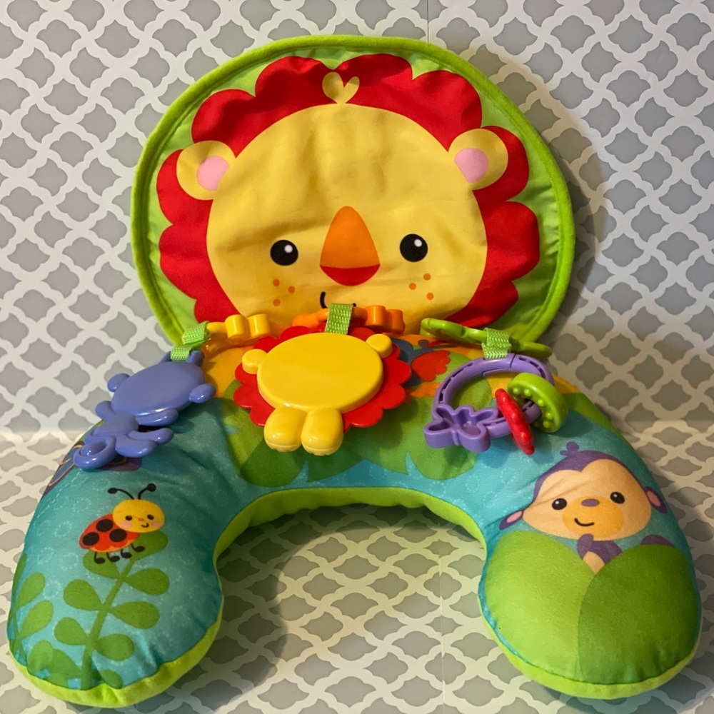 Fisher Price Cozy Fit™ Playtime Tummy Pillow lion sensory EUC